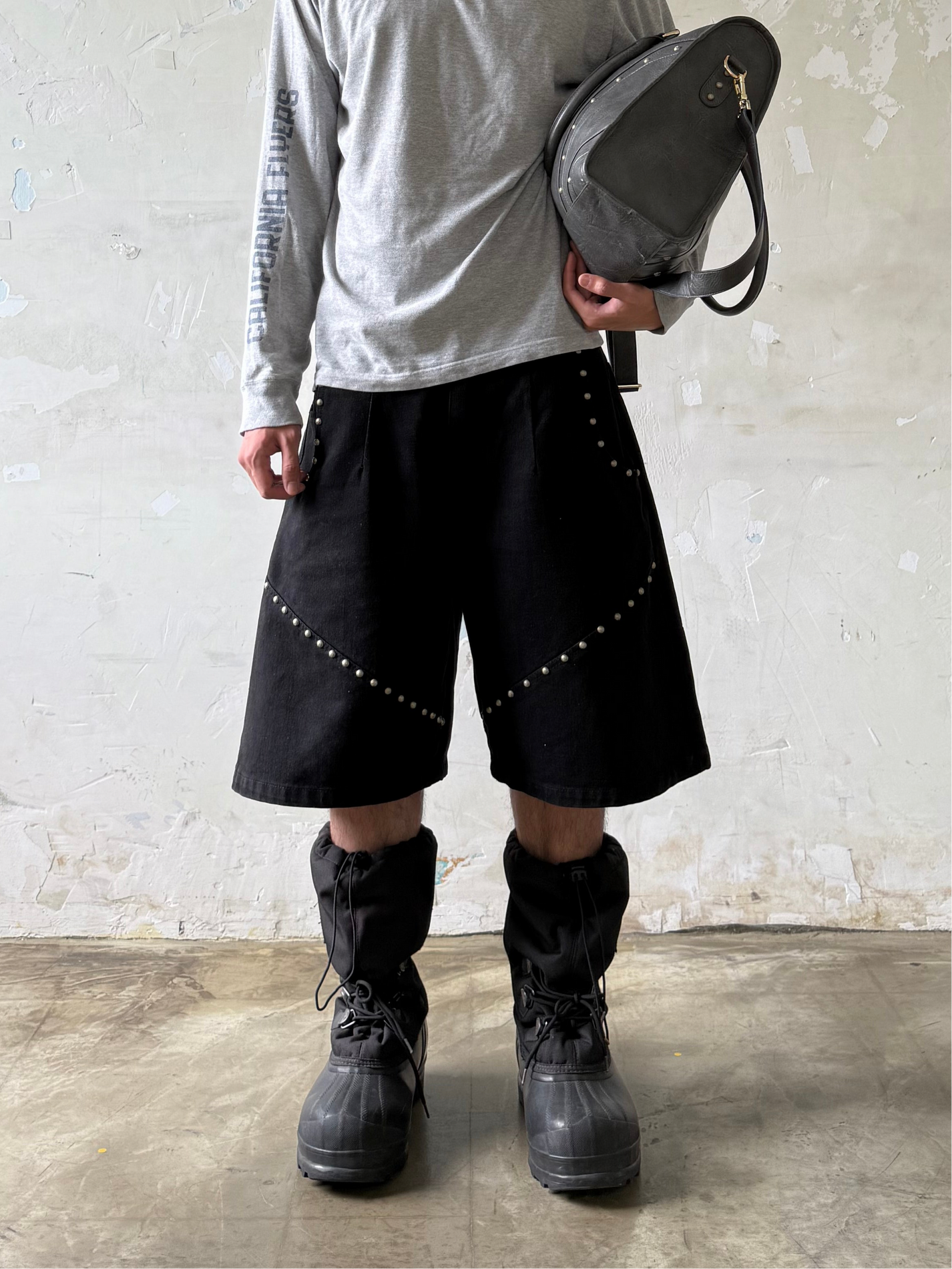 LONCHO “RIVET JORTS”